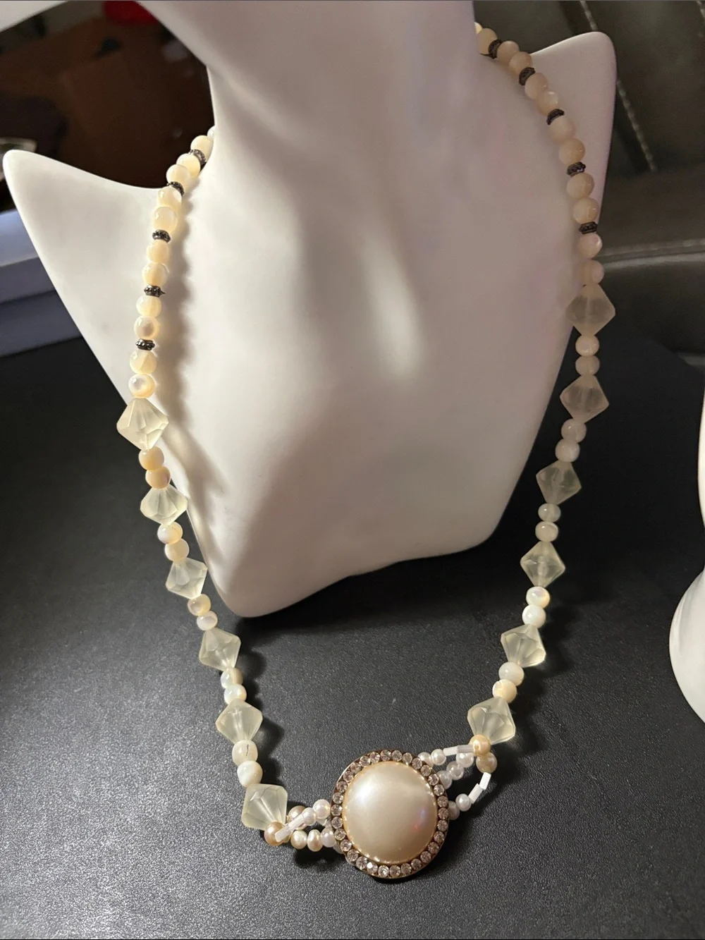Elegant Cream Beaded Pendant Necklace - Classic Women's Jewelry